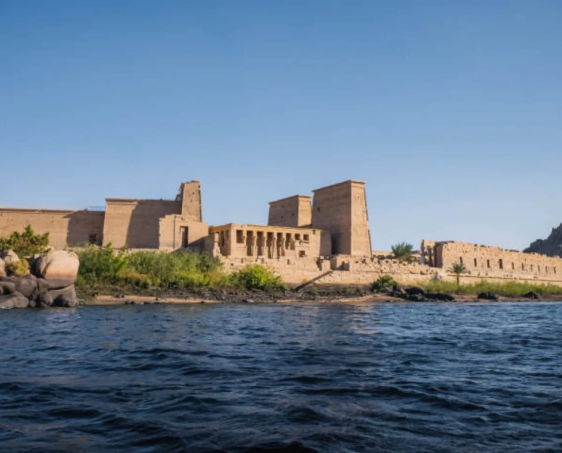 Private speedboat transfer to Philae Temple on Agilkia Island Aswan